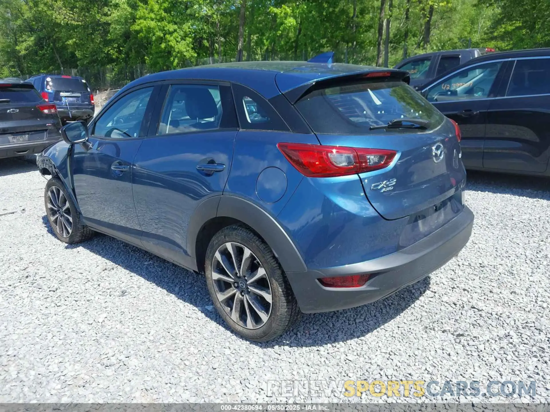 3 Photograph of a damaged car JM1DKFC72K1459583 MAZDA CX-3 2019