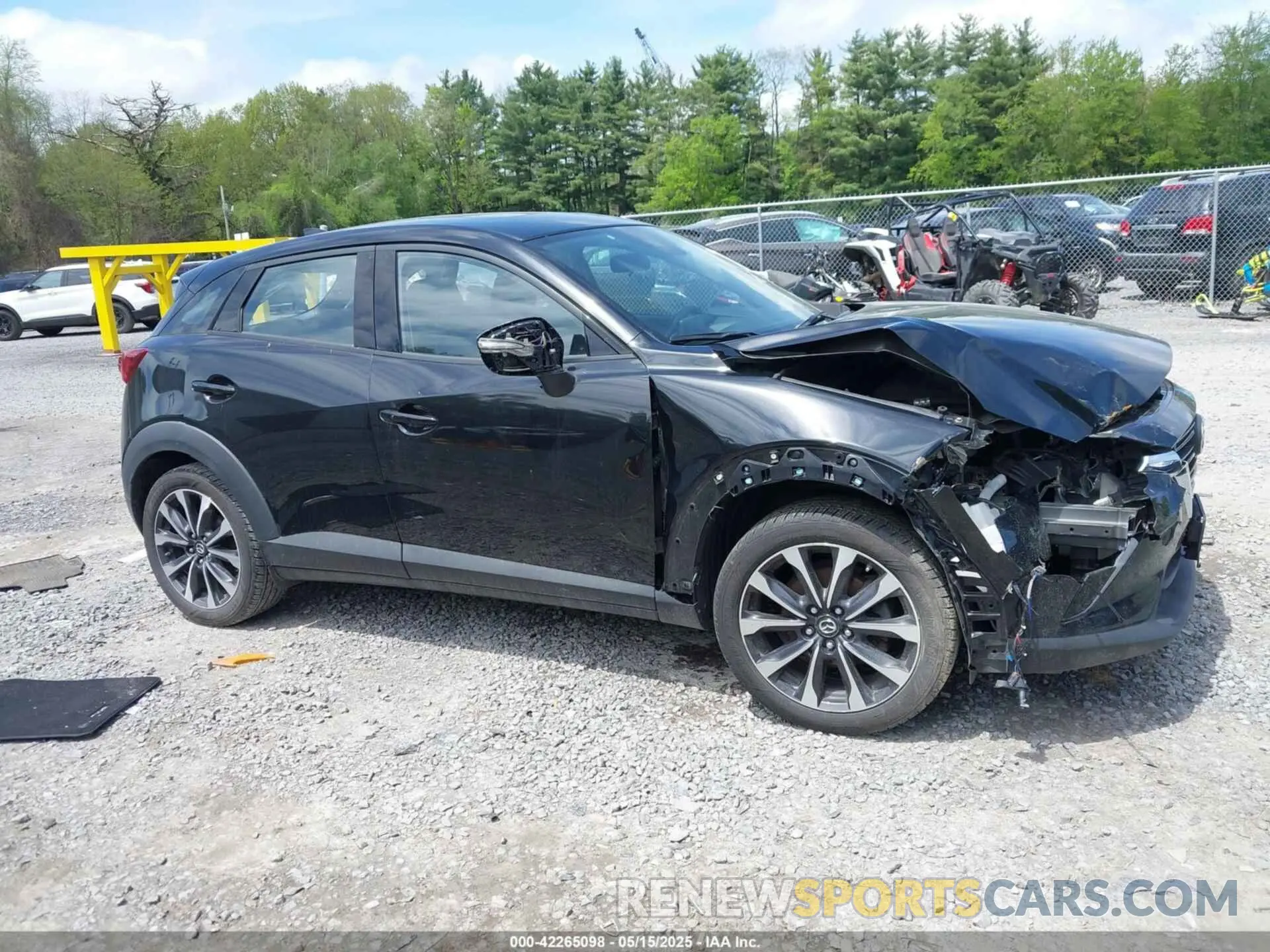 13 Photograph of a damaged car JM1DKFC74K1418386 MAZDA CX-3 2019