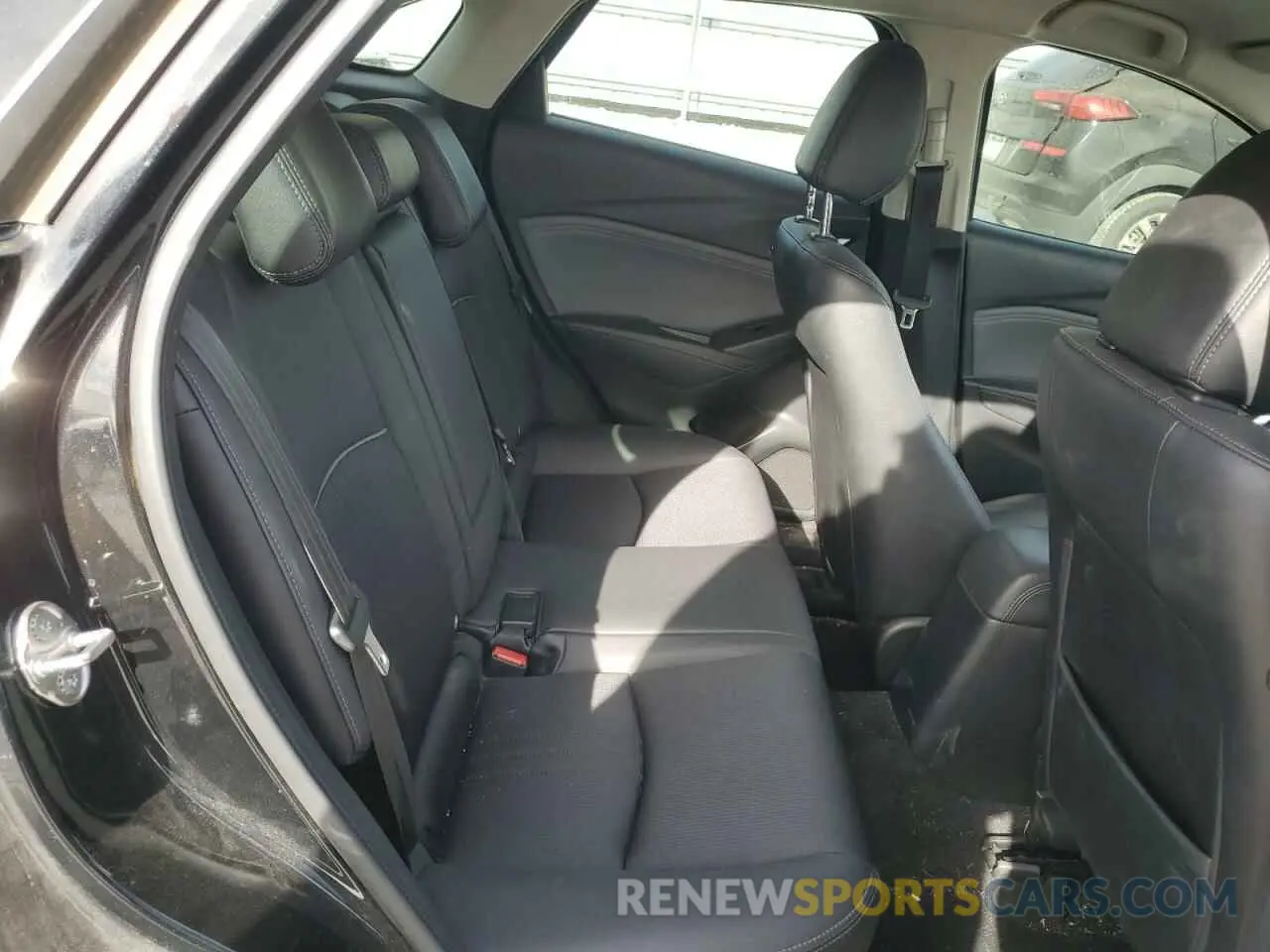 12 Photograph of a damaged car JM1DKFC74K1453221 MAZDA CX-3 2019