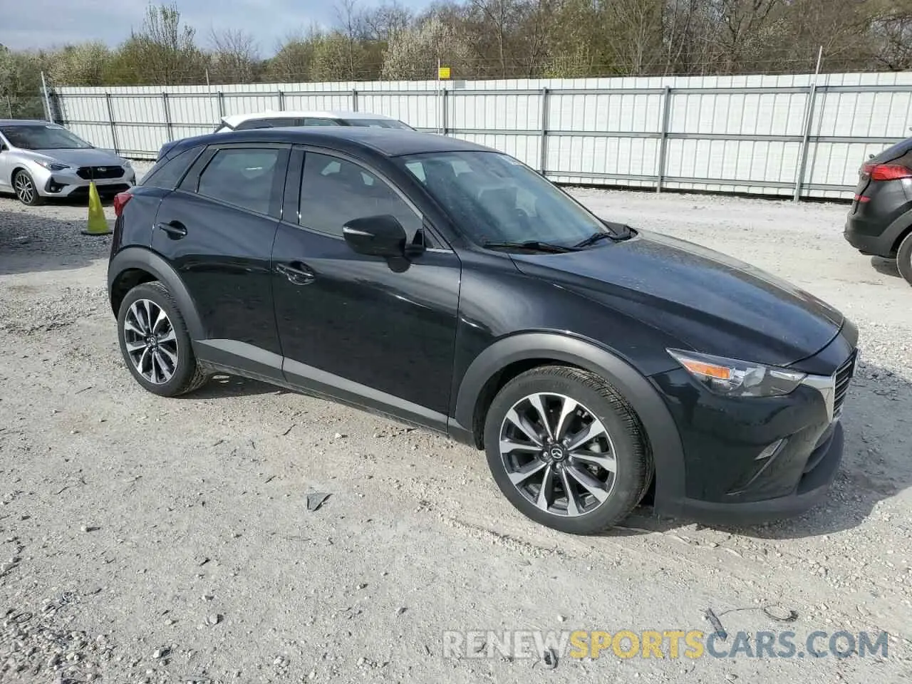 4 Photograph of a damaged car JM1DKFC74K1453221 MAZDA CX-3 2019