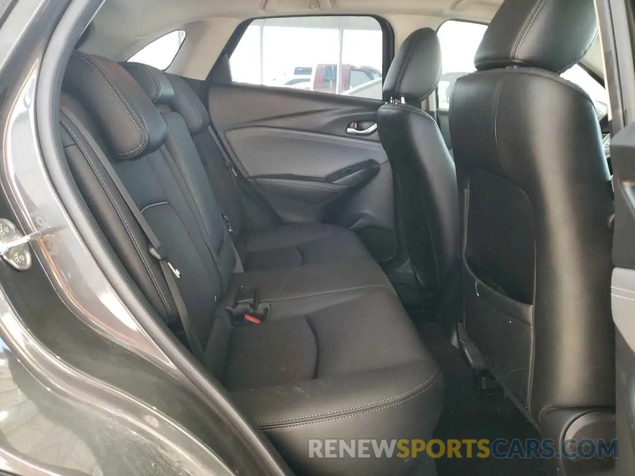 11 Photograph of a damaged car JM1DKFC75K1439294 MAZDA CX-3 2019