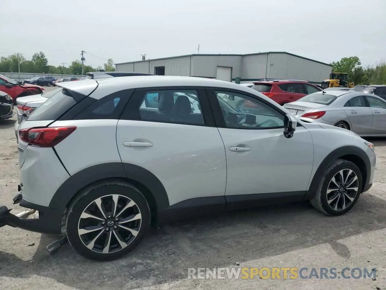 3 Photograph of a damaged car JM1DKFC76K1451342 MAZDA CX-3 2019