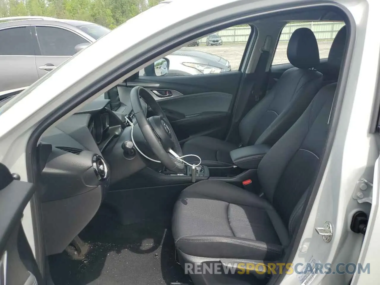 7 Photograph of a damaged car JM1DKFC76K1451342 MAZDA CX-3 2019