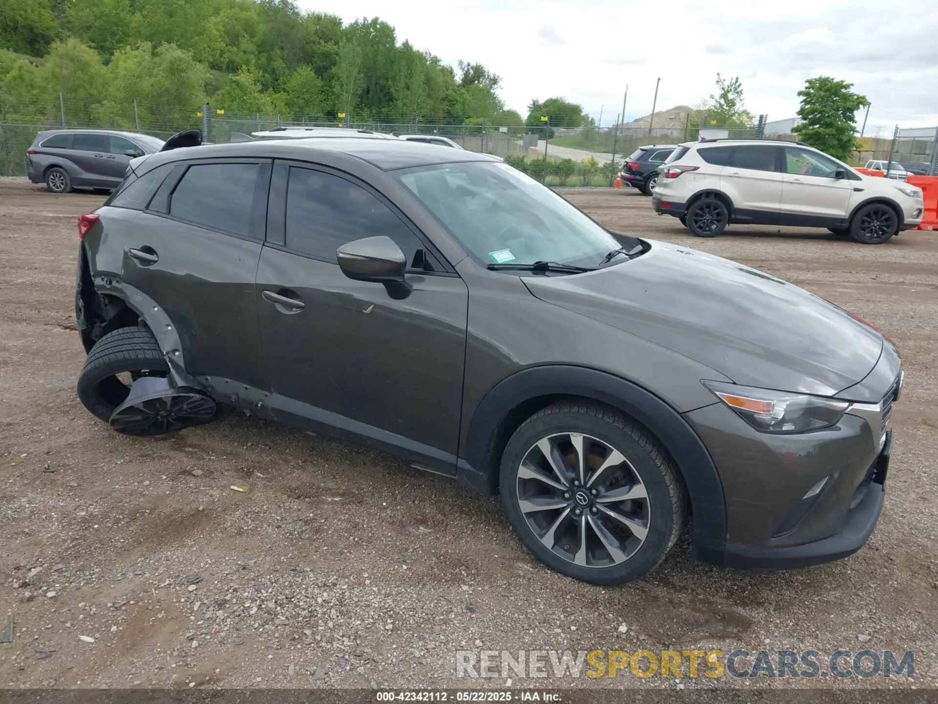 1 Photograph of a damaged car JM1DKFC7XK0408029 MAZDA CX-3 2019