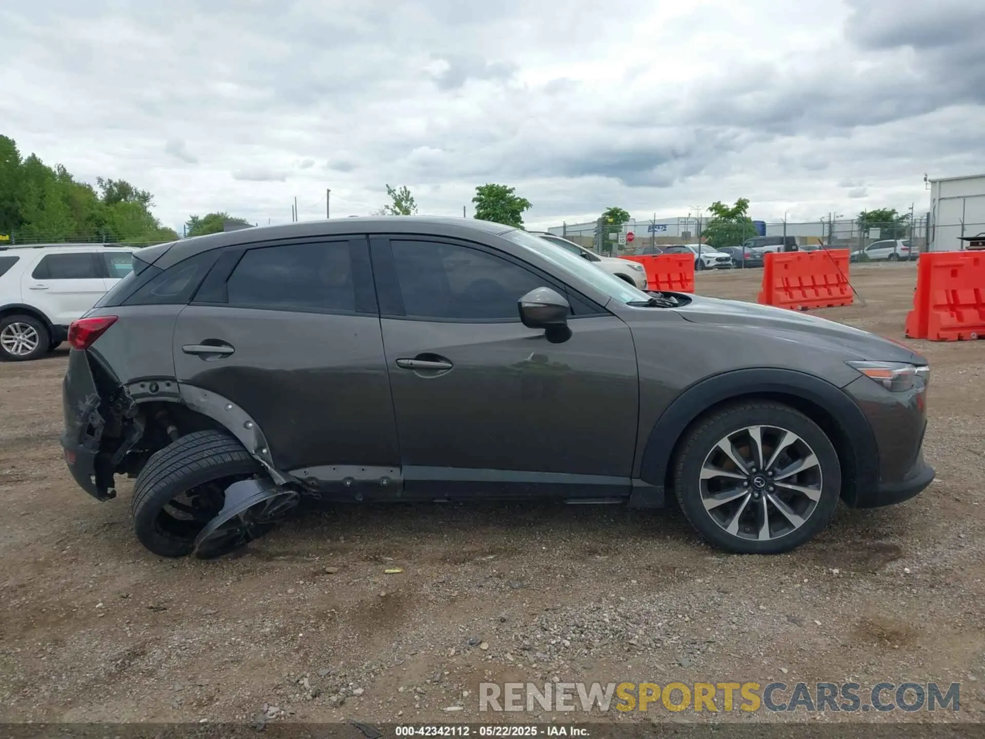 13 Photograph of a damaged car JM1DKFC7XK0408029 MAZDA CX-3 2019