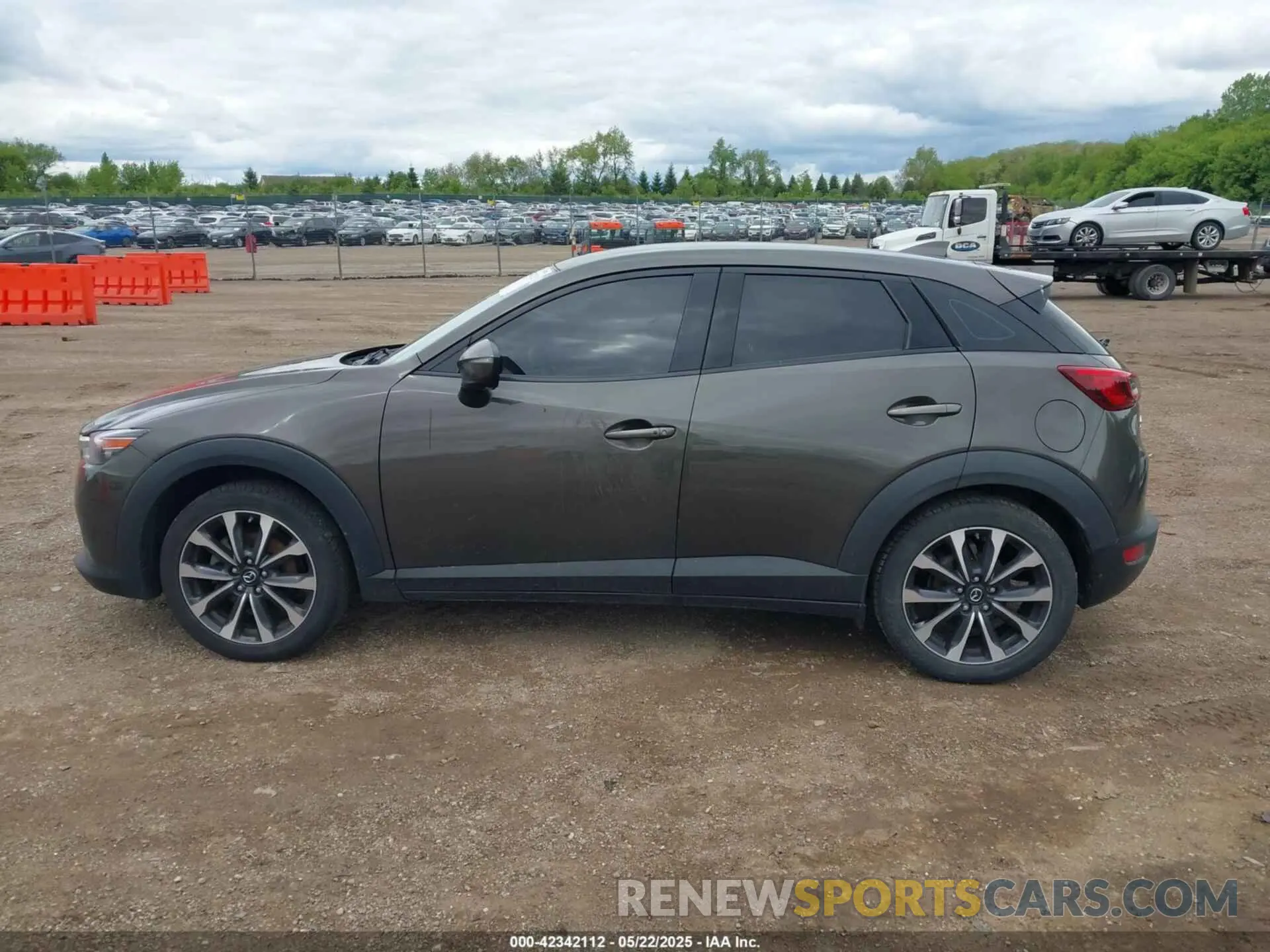 14 Photograph of a damaged car JM1DKFC7XK0408029 MAZDA CX-3 2019