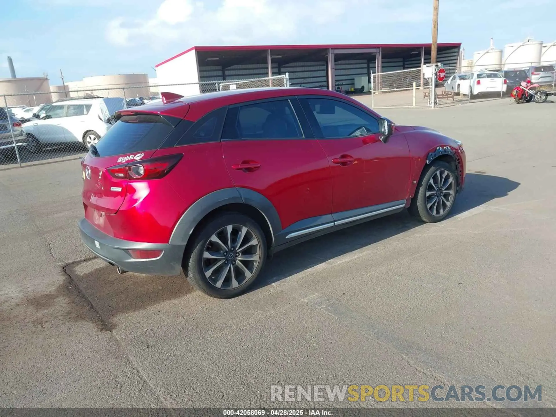 4 Photograph of a damaged car JM1DKFD71K0427650 MAZDA CX-3 2019