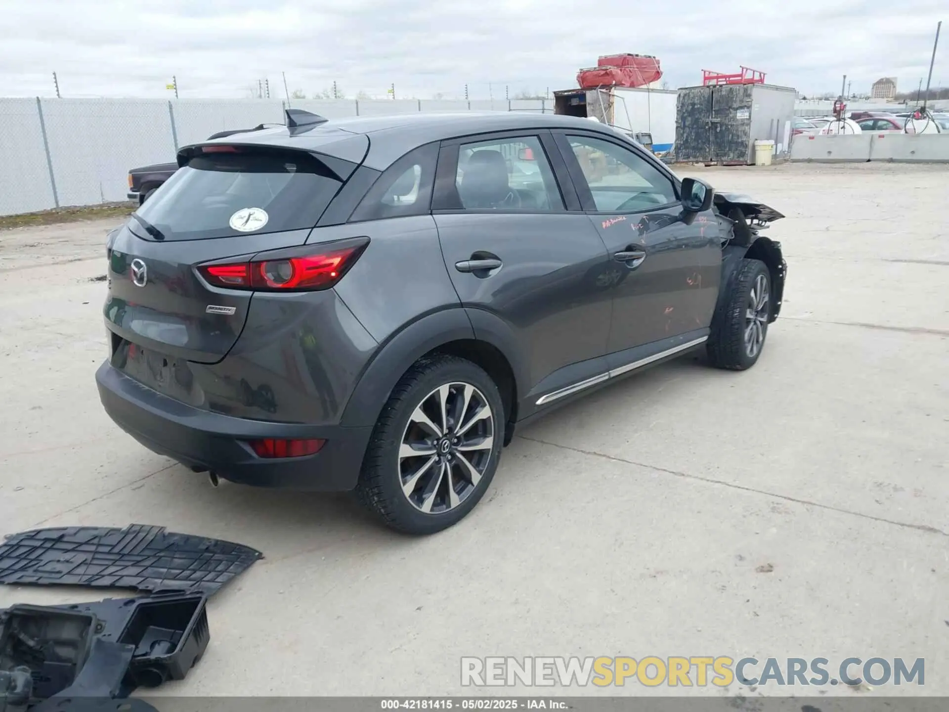 4 Photograph of a damaged car JM1DKFD72K0450239 MAZDA CX-3 2019