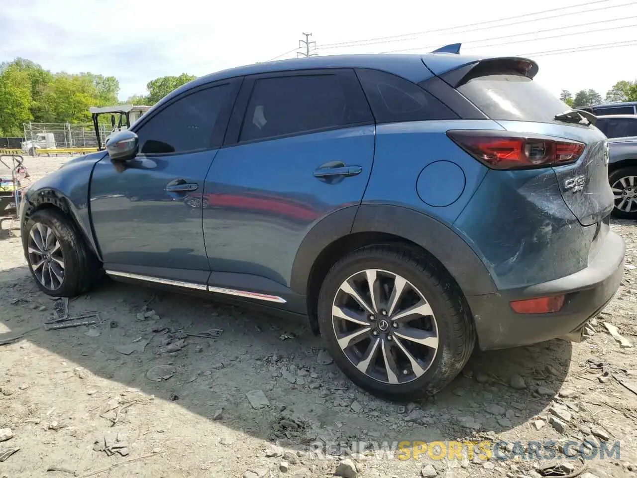 2 Photograph of a damaged car JM1DKFD74K1438541 MAZDA CX-3 2019