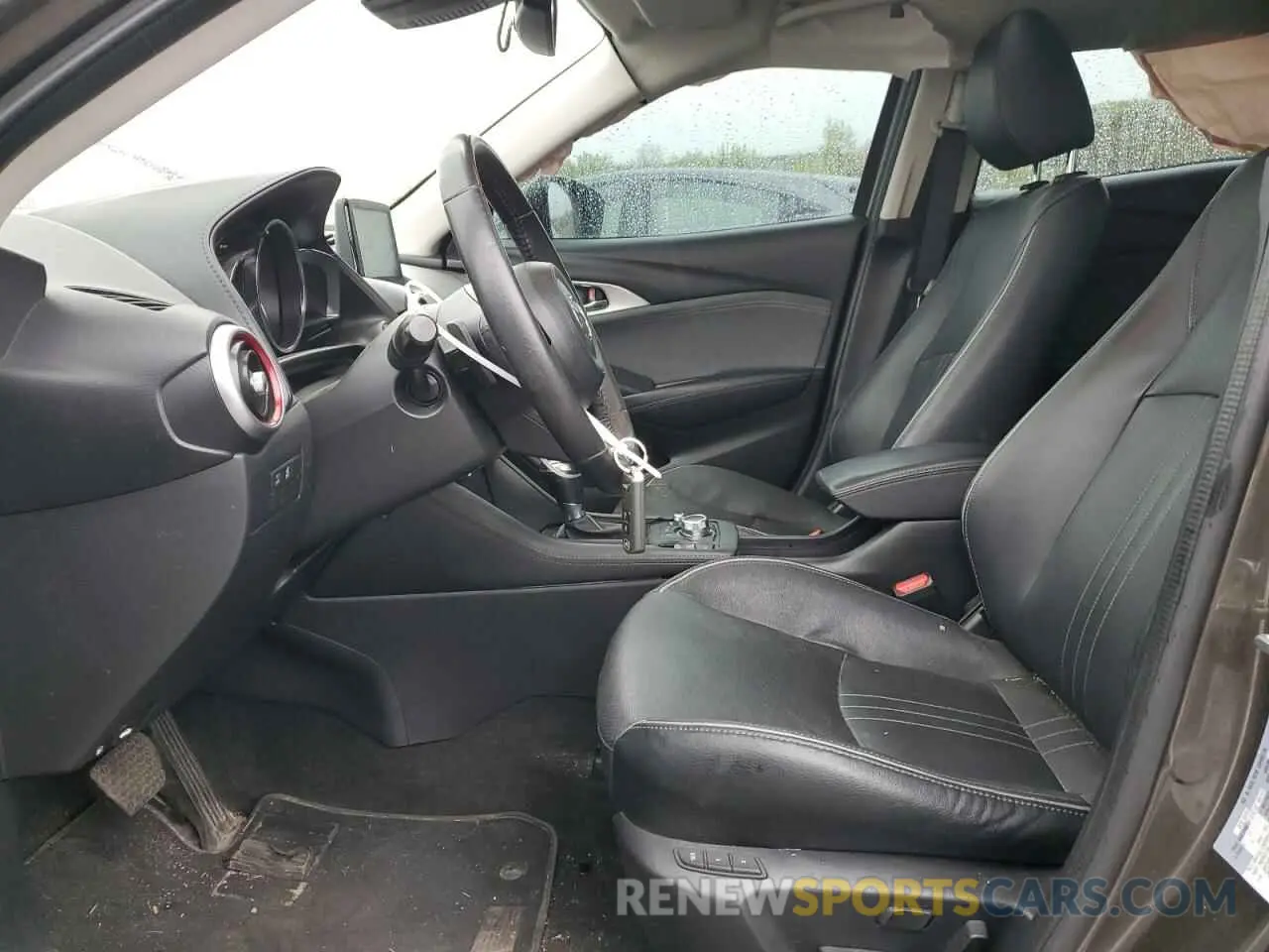 7 Photograph of a damaged car JM1DKFD77K0401716 MAZDA CX-3 2019