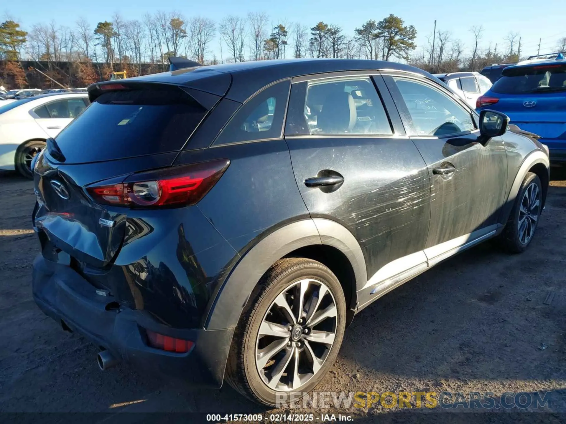 4 Photograph of a damaged car JM1DKFD78K0417780 MAZDA CX-3 2019