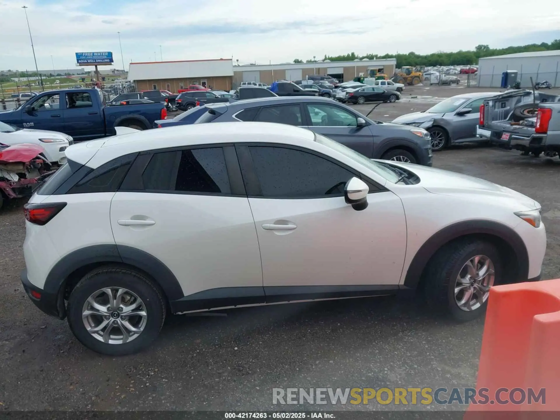 13 Photograph of a damaged car JM1DKDB74L1475226 MAZDA CX-3 2020