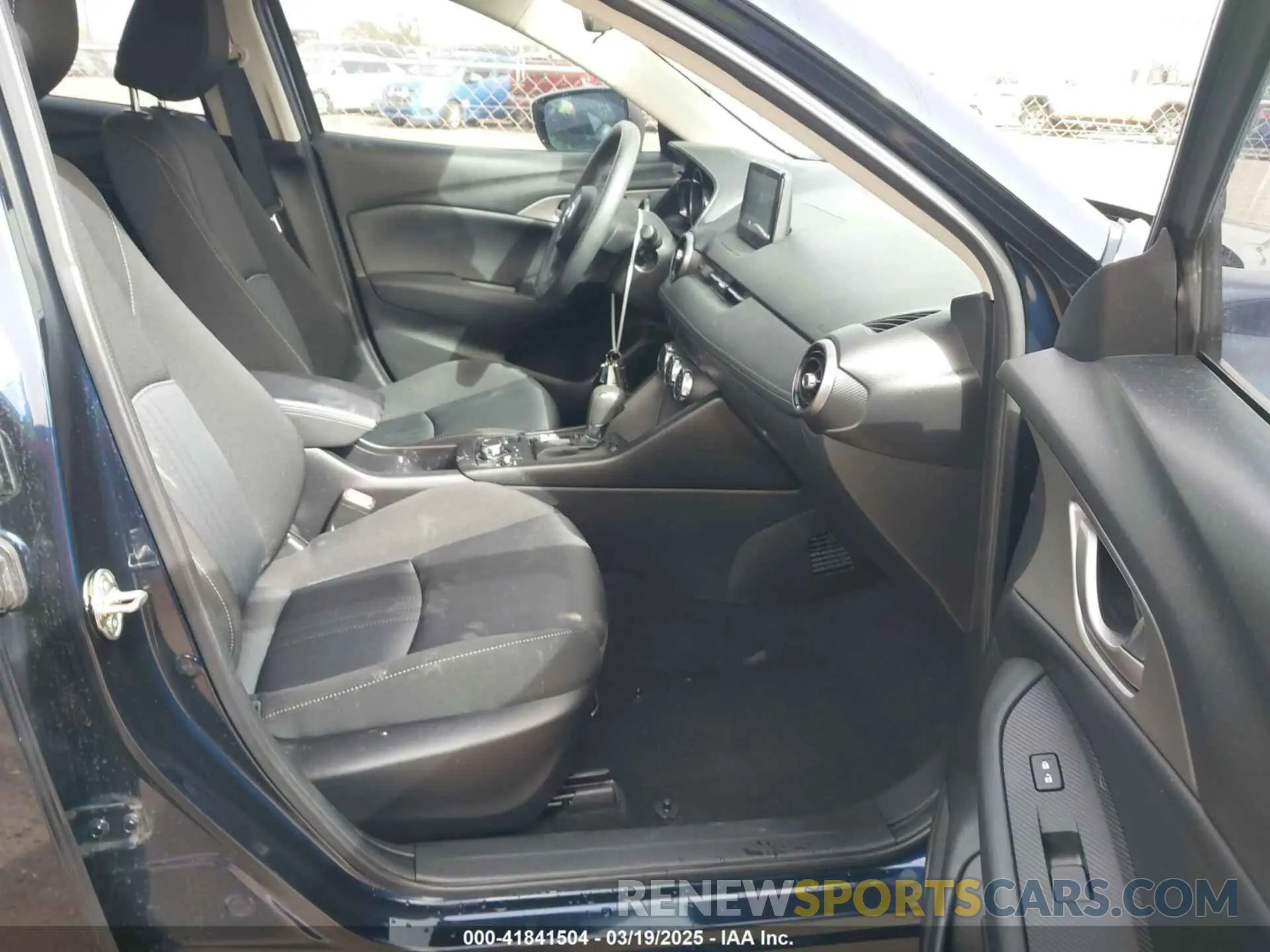 5 Photograph of a damaged car JM1DKDB76L1465765 MAZDA CX-3 2020