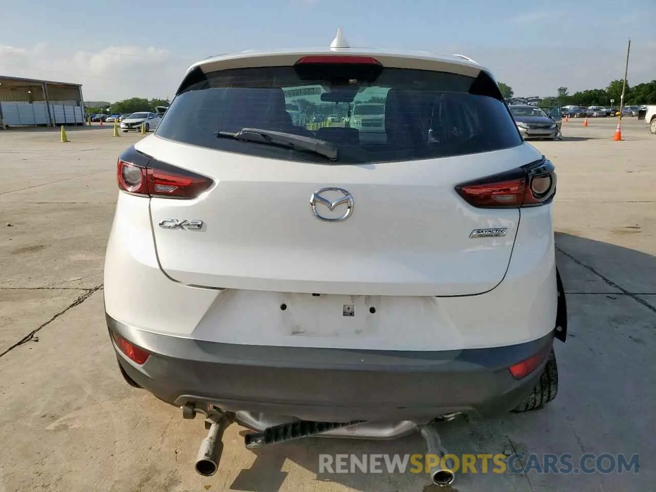 6 Photograph of a damaged car JM1DKDB76L1473803 MAZDA CX-3 2020