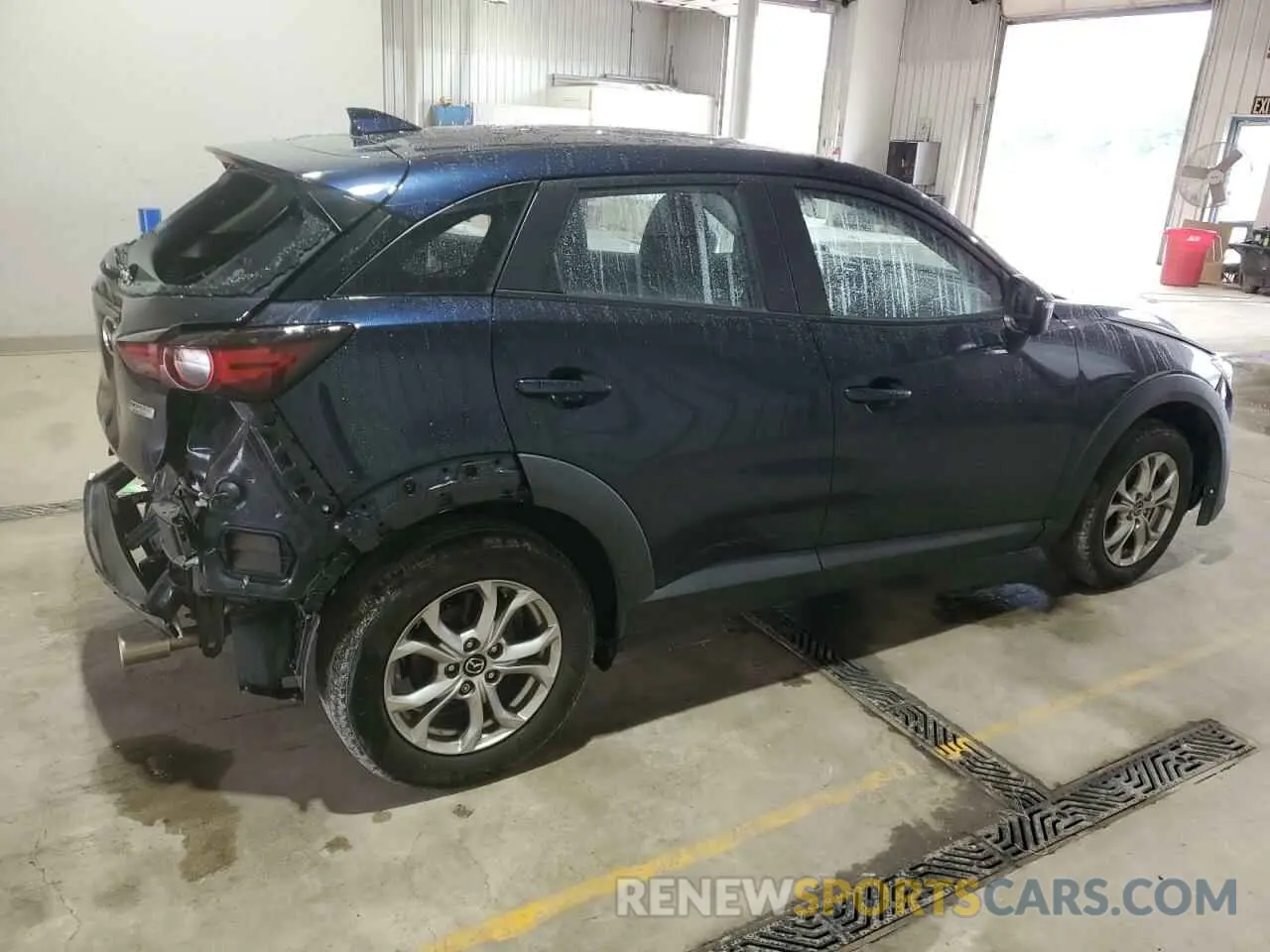 3 Photograph of a damaged car JM1DKDB77L1464656 MAZDA CX-3 2020