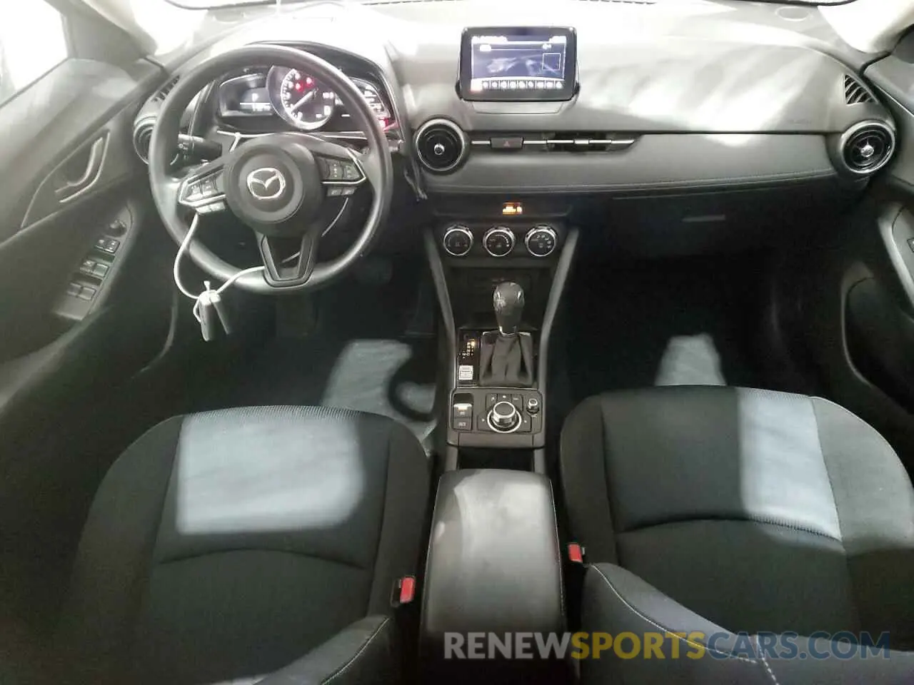 8 Photograph of a damaged car JM1DKDB77L1464656 MAZDA CX-3 2020
