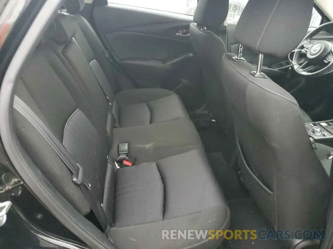 11 Photograph of a damaged car JM1DKFB70L1470505 MAZDA CX-3 2020