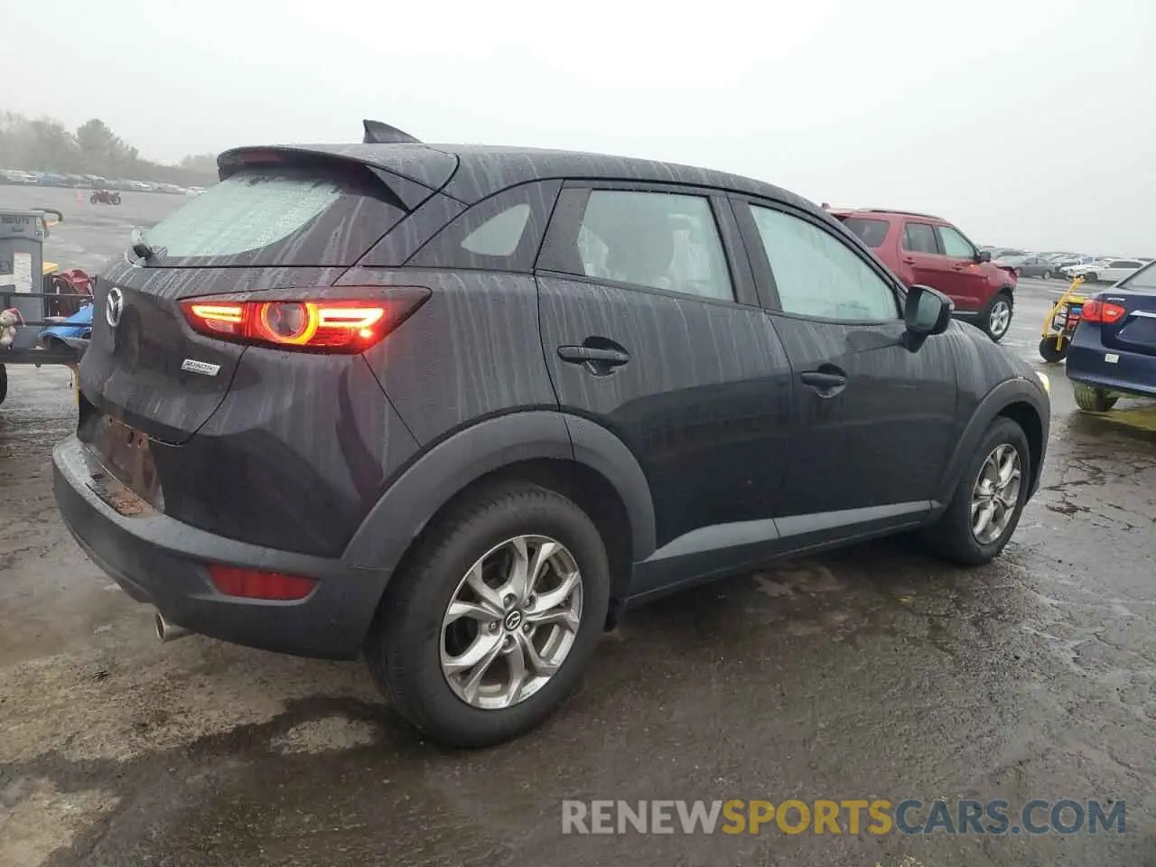 3 Photograph of a damaged car JM1DKFB70L1470505 MAZDA CX-3 2020