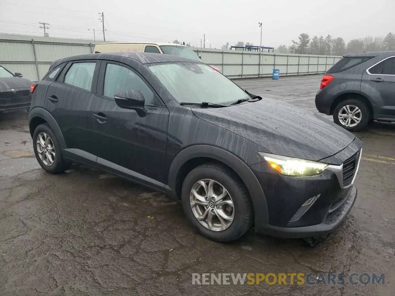 4 Photograph of a damaged car JM1DKFB70L1470505 MAZDA CX-3 2020