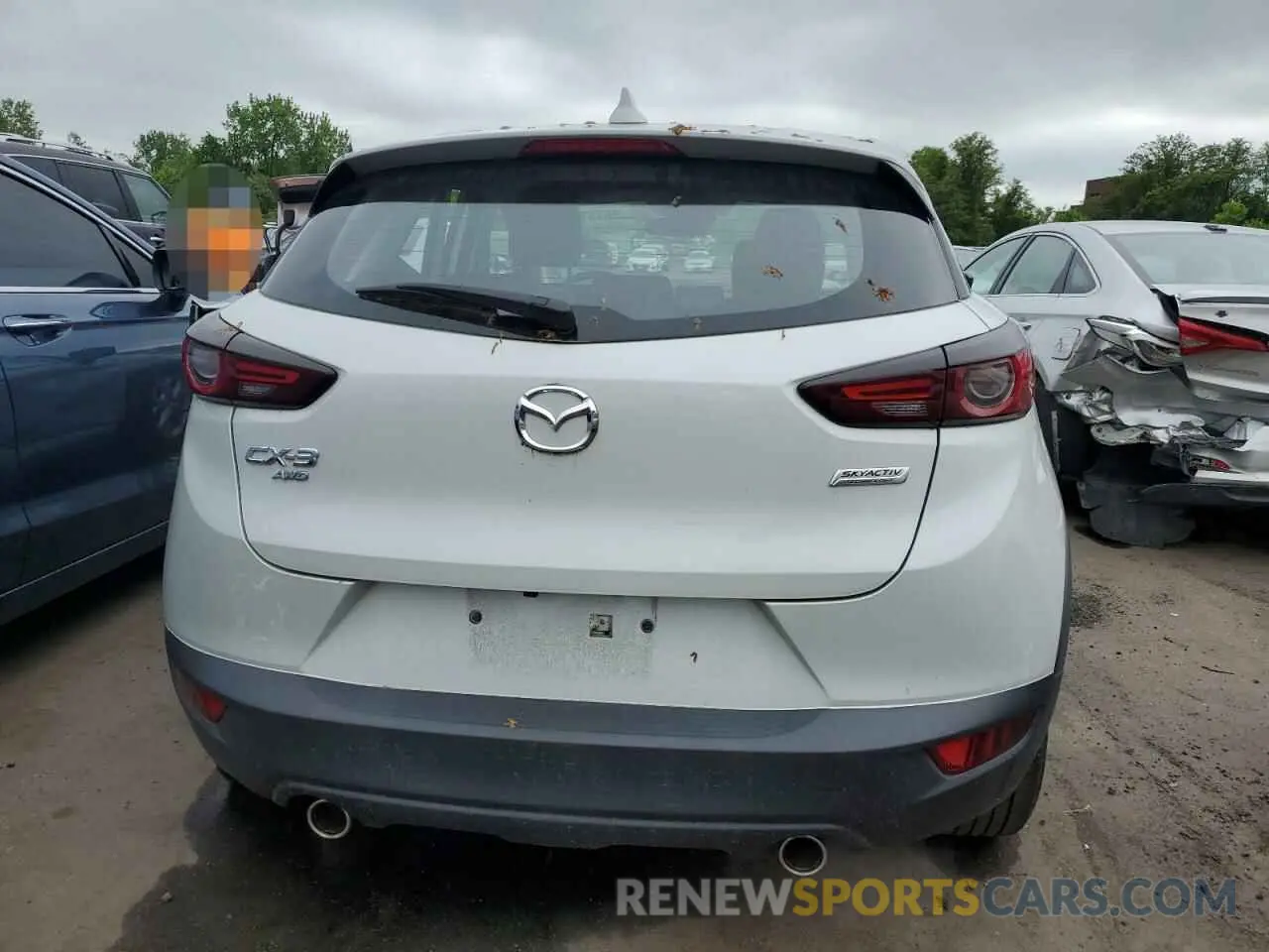 6 Photograph of a damaged car JM1DKFB75L1474078 MAZDA CX-3 2020