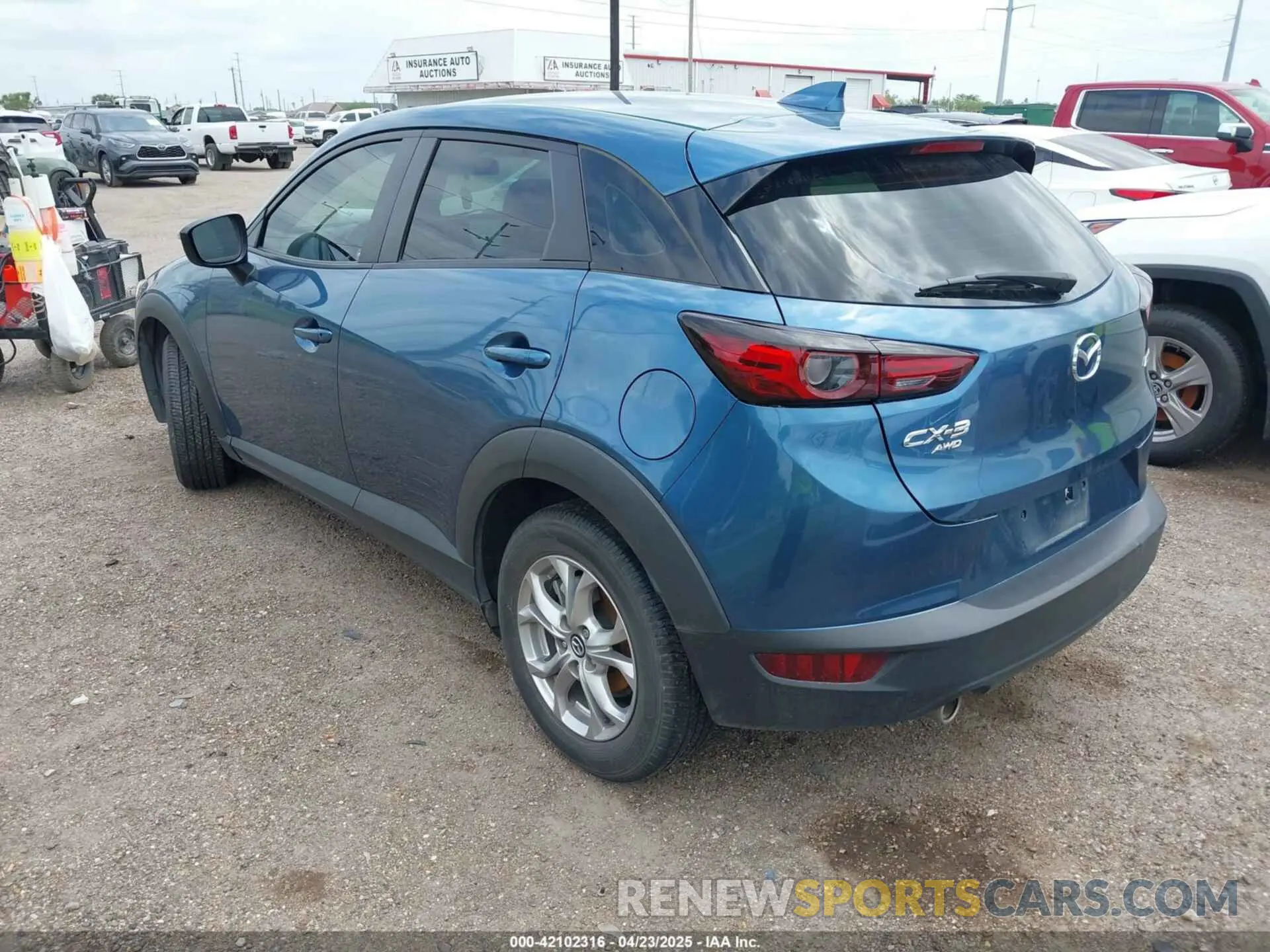 3 Photograph of a damaged car JM1DKFB76L1472131 MAZDA CX-3 2020
