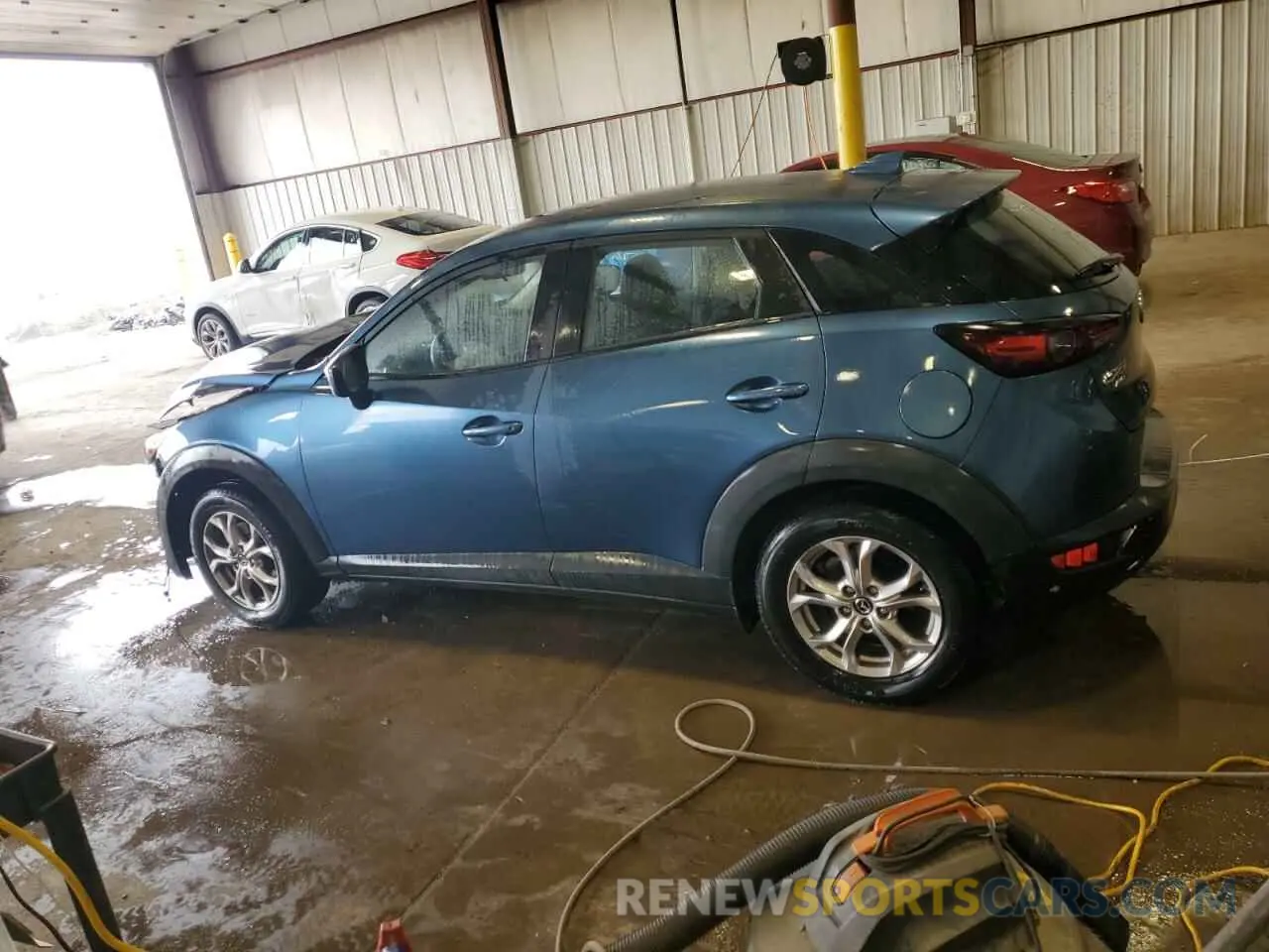 2 Photograph of a damaged car JM1DKFB77L1469383 MAZDA CX-3 2020