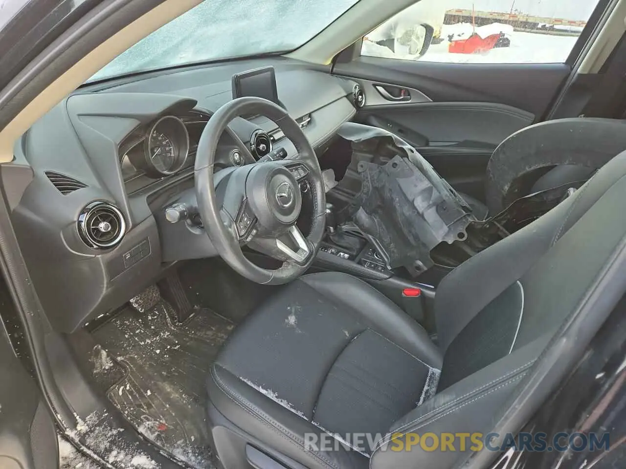 7 Photograph of a damaged car JM1DKFC72L1473243 MAZDA CX-3 2020