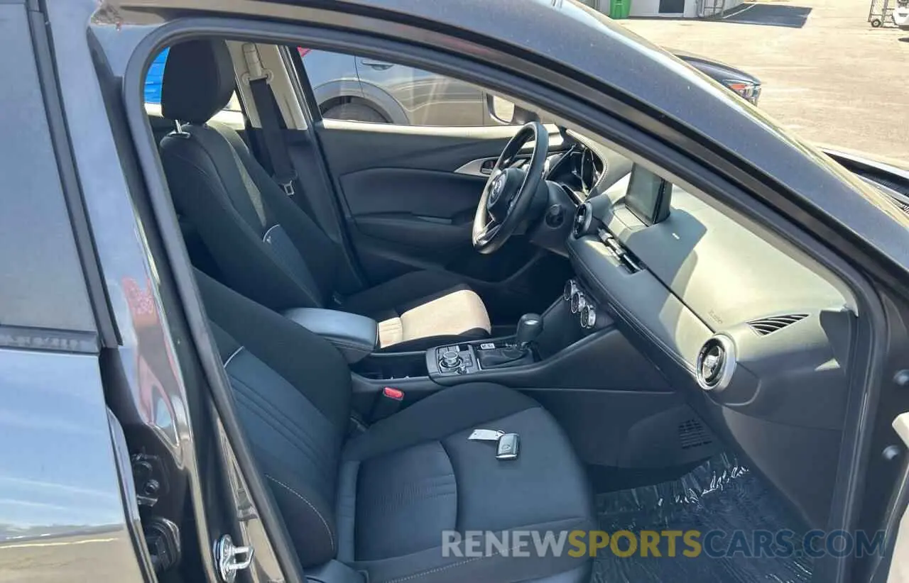 5 Photograph of a damaged car JM1DKDB72M1505132 MAZDA CX-3 2021