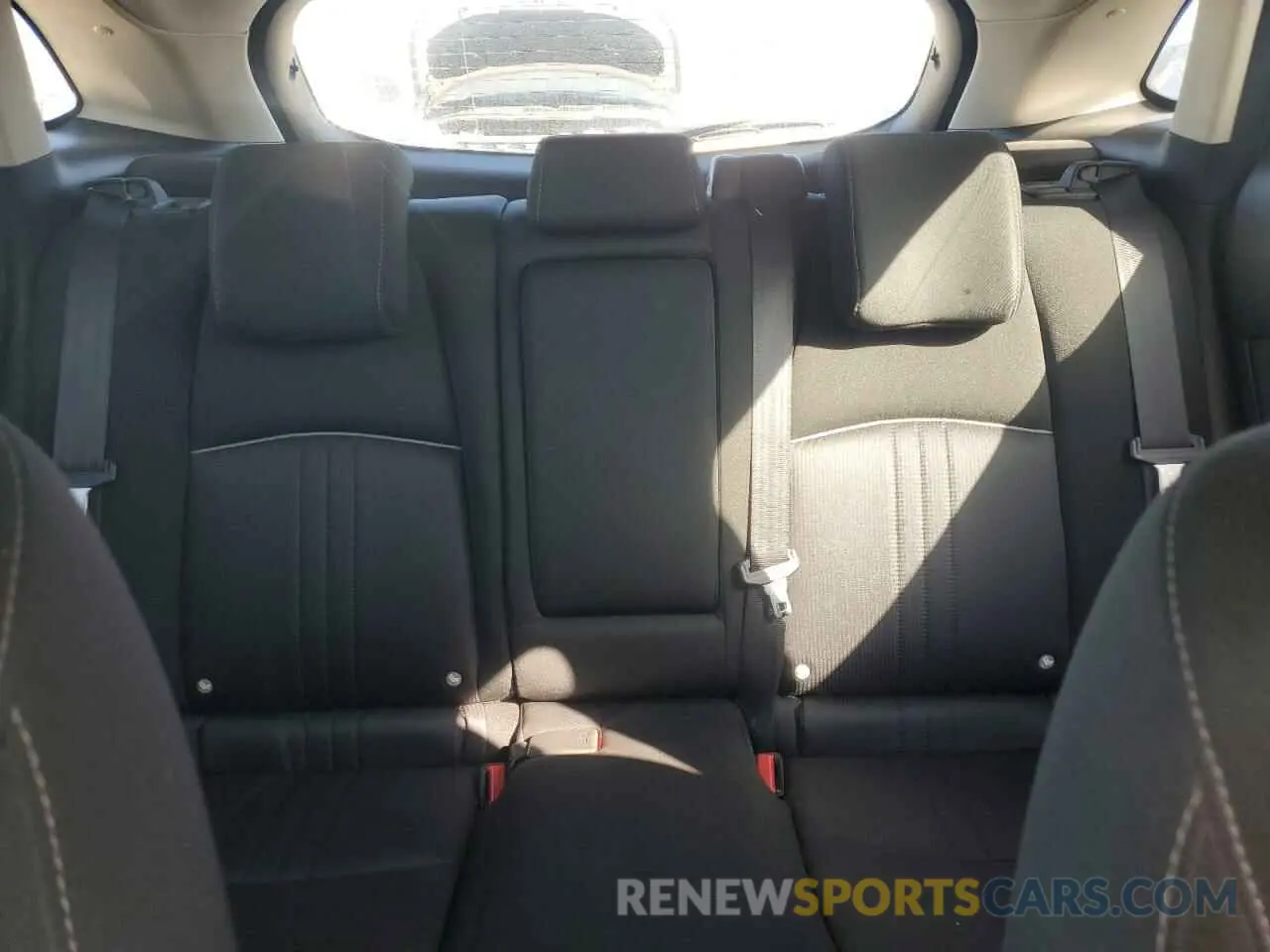 10 Photograph of a damaged car JM1DKDB74M1503916 MAZDA CX-3 2021