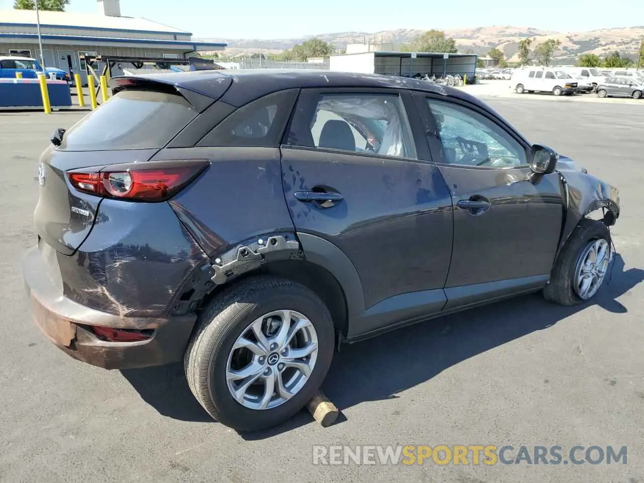 3 Photograph of a damaged car JM1DKDB76M1507031 MAZDA CX-3 2021