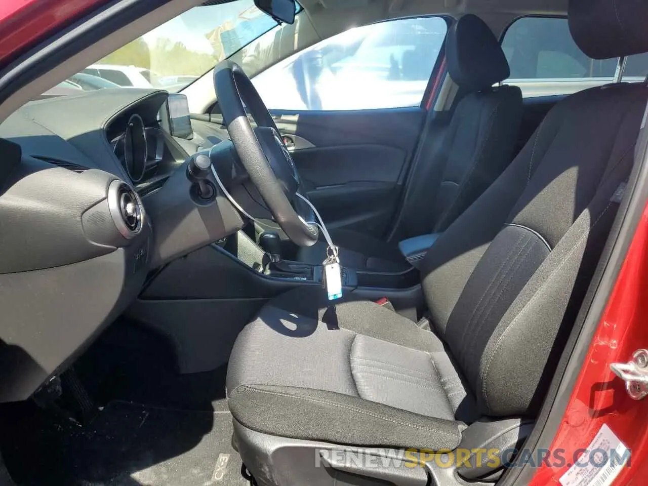 7 Photograph of a damaged car JM1DKDB78M1510092 MAZDA CX-3 2021