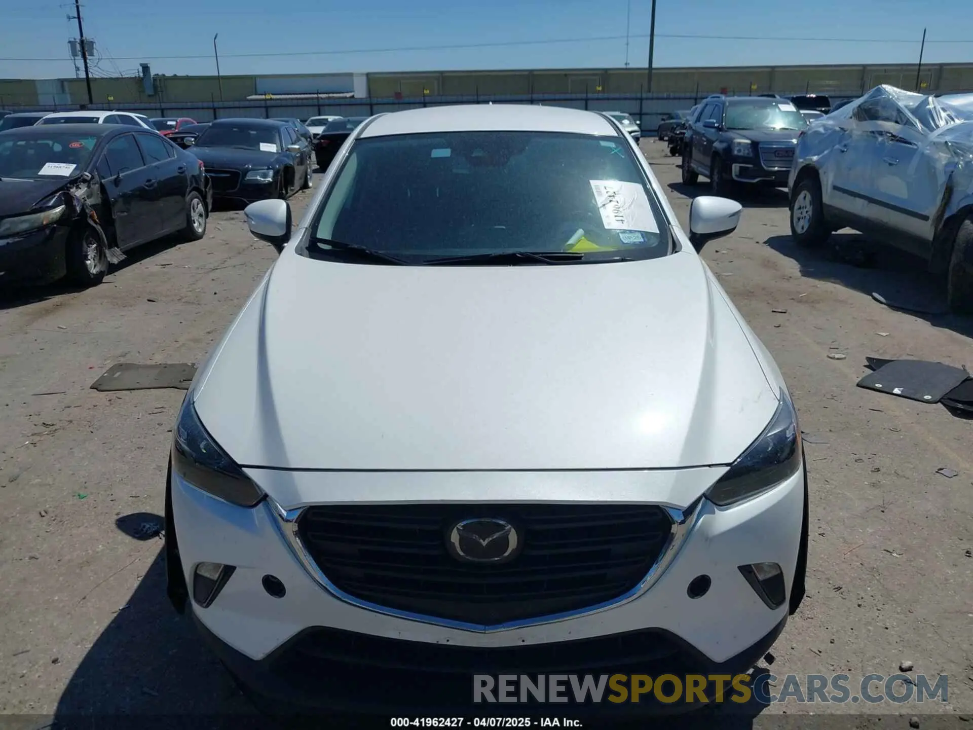 12 Photograph of a damaged car JM1DKDB7XM1511776 MAZDA CX-3 2021