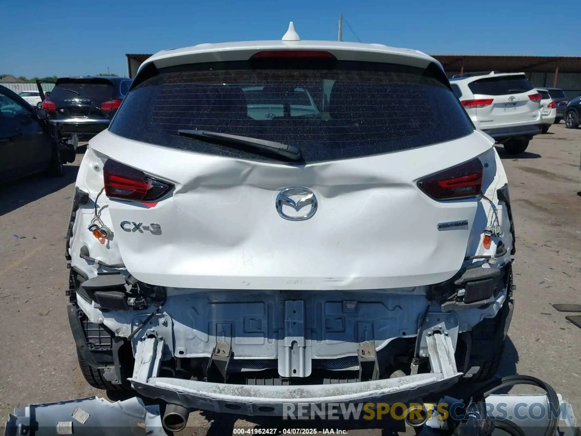 6 Photograph of a damaged car JM1DKDB7XM1511776 MAZDA CX-3 2021