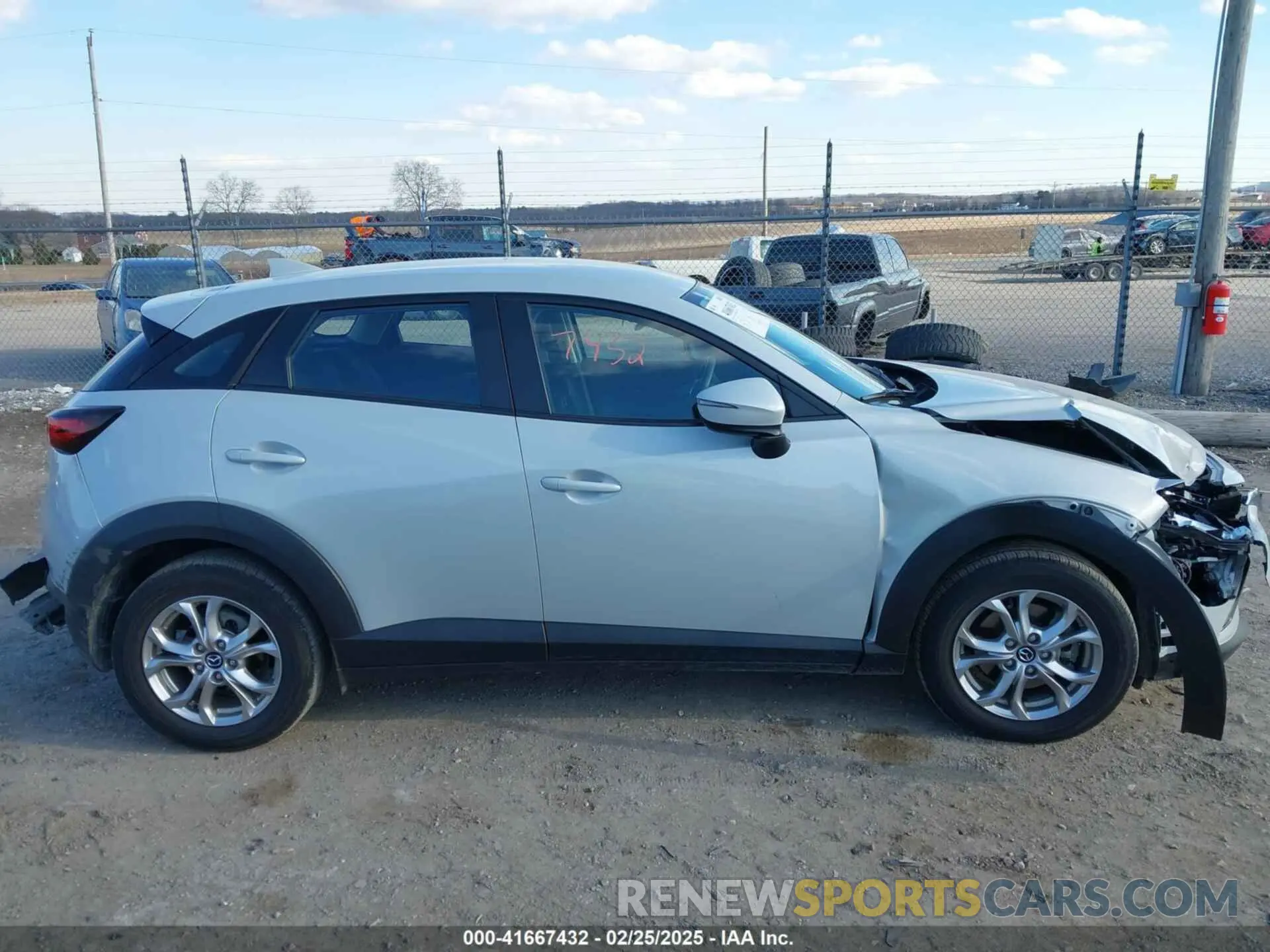 13 Photograph of a damaged car JM1DKFB70M1514312 MAZDA CX-3 2021