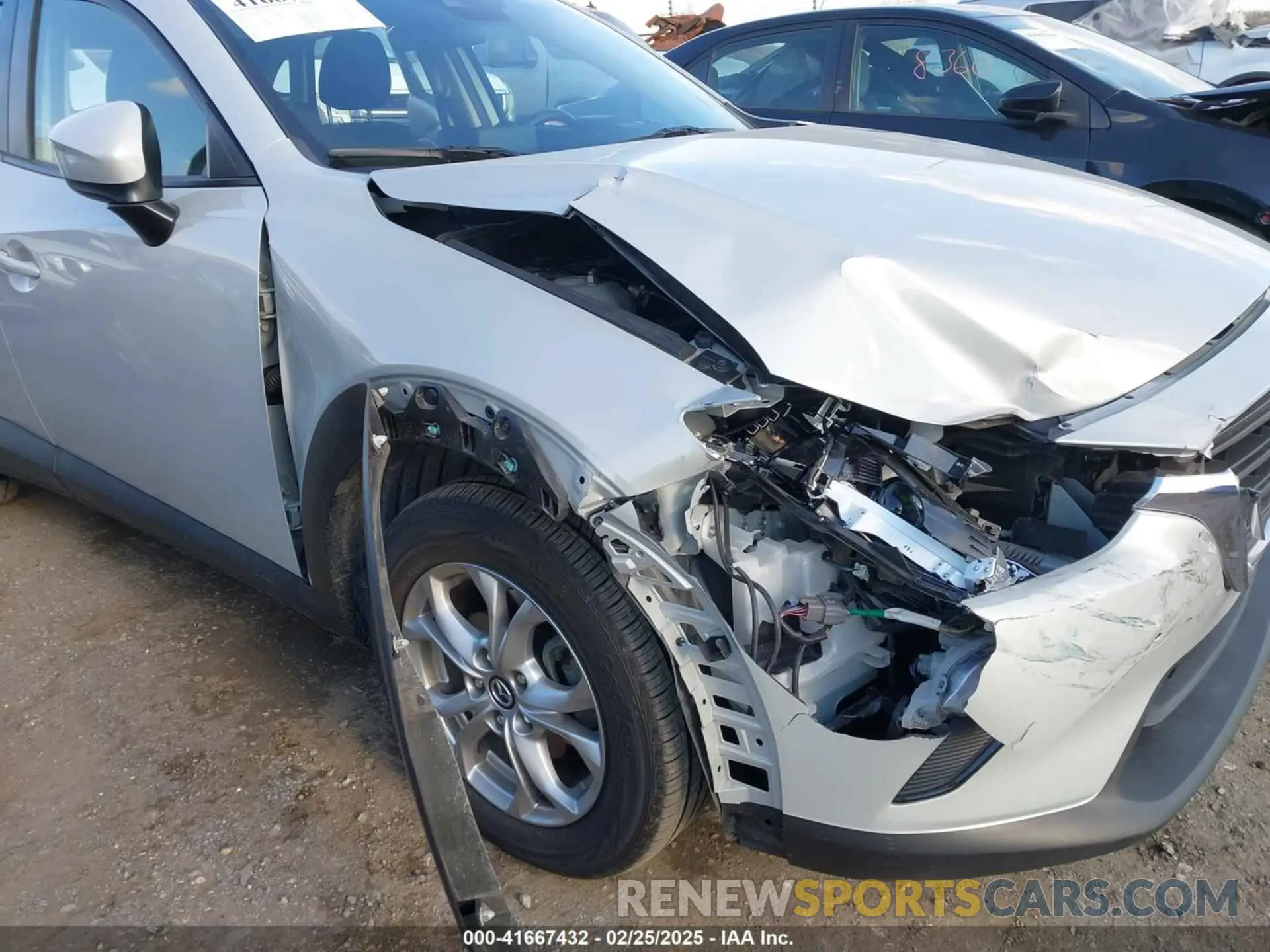 17 Photograph of a damaged car JM1DKFB70M1514312 MAZDA CX-3 2021