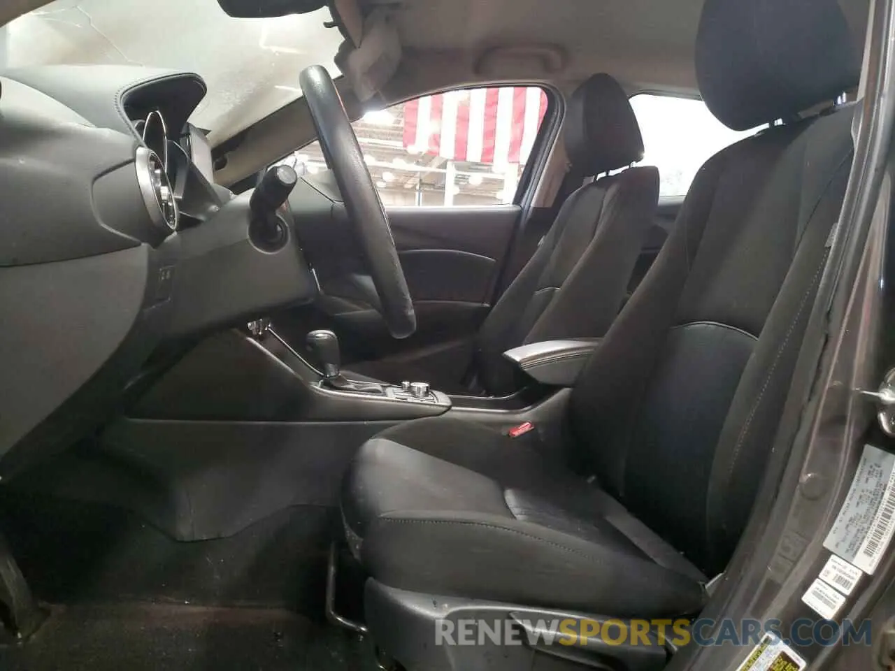 7 Photograph of a damaged car JM1DKFB73M1502915 MAZDA CX-3 2021