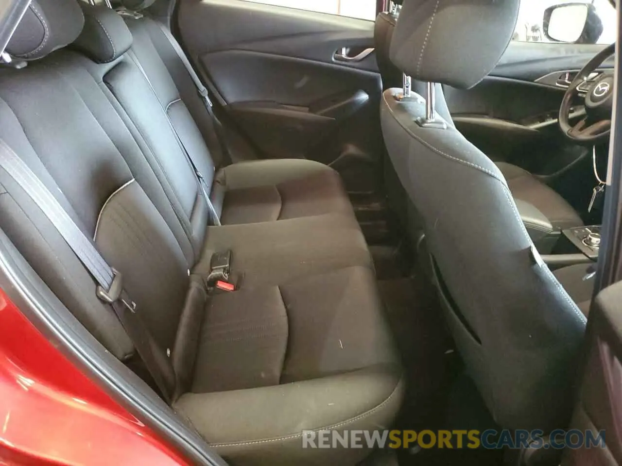 10 Photograph of a damaged car JM1DKFB73M1505717 MAZDA CX-3 2021