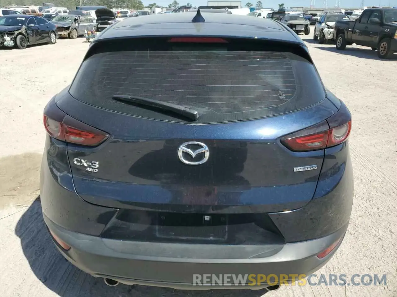 6 Photograph of a damaged car JM1DKFB78M1513666 MAZDA CX-3 2021