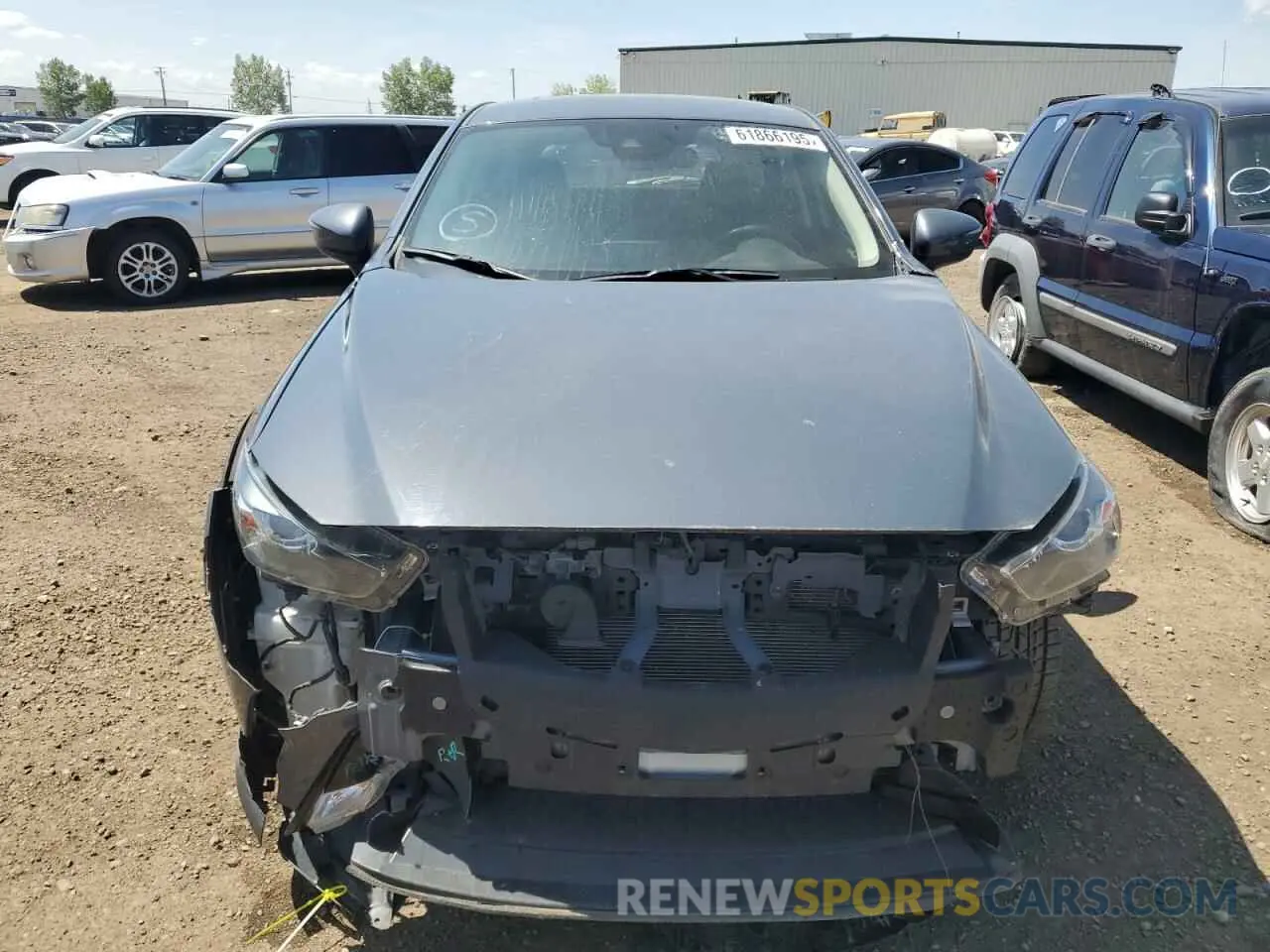 5 Photograph of a damaged car JM1DKFC78M1508479 MAZDA CX-3 2021