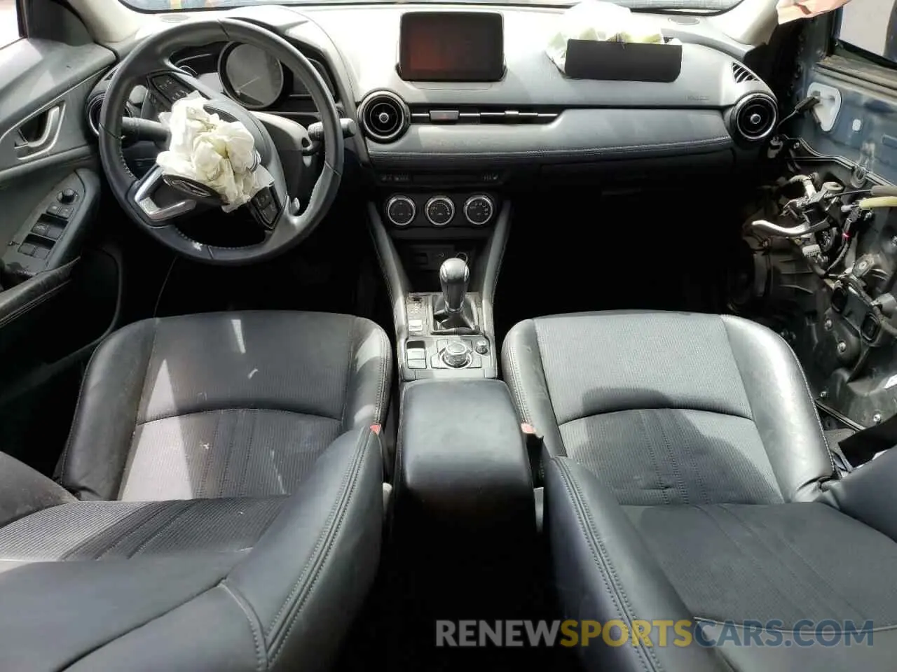 8 Photograph of a damaged car JM1DKFC79M1504702 MAZDA CX-3 2021