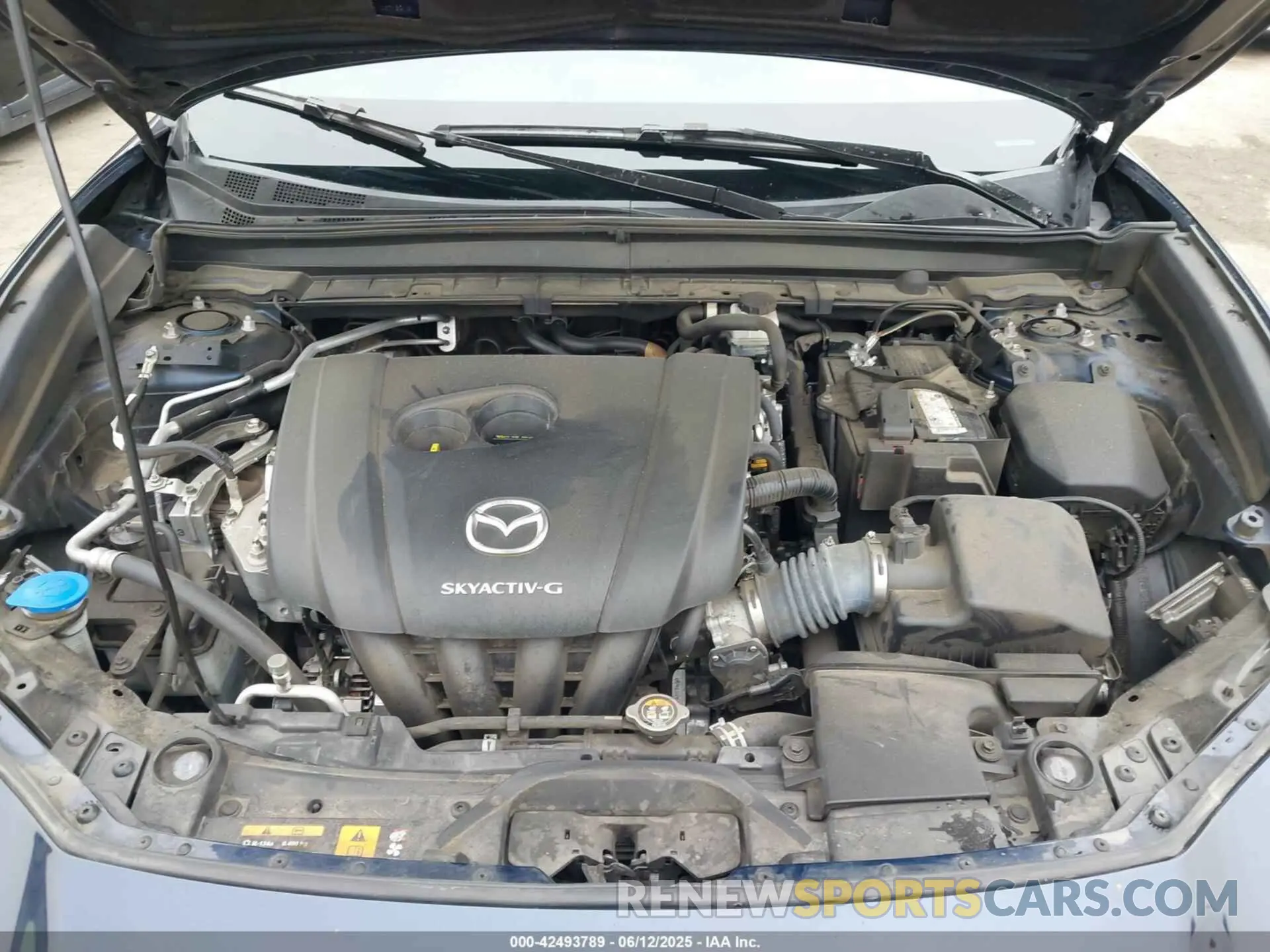 10 Photograph of a damaged car 3MVDMACL0LM124223 MAZDA CX-30 2020