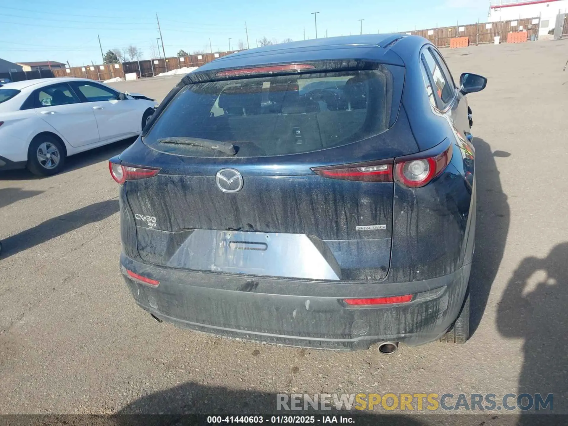 16 Photograph of a damaged car 3MVDMBBL2LM105048 MAZDA CX-30 2020
