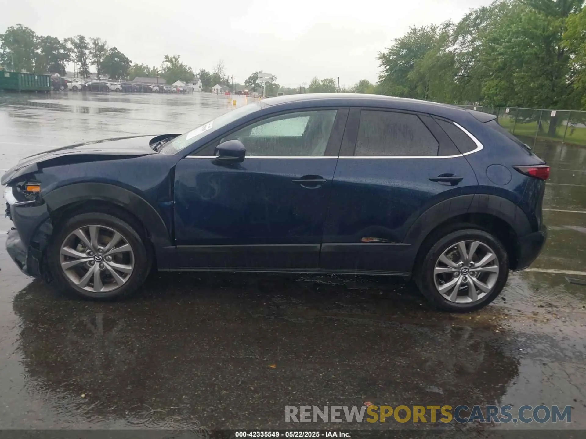 14 Photograph of a damaged car 3MVDMBCL0LM136331 MAZDA CX-30 2020