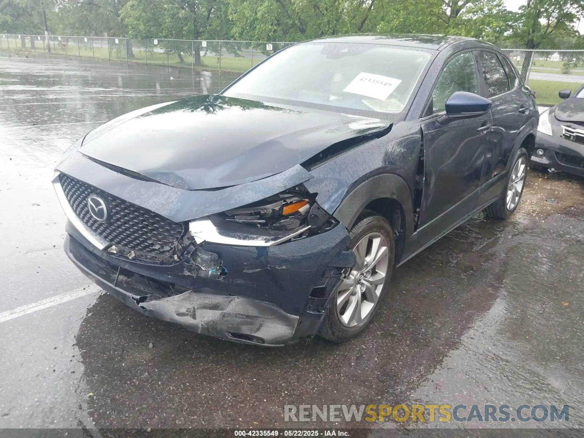 2 Photograph of a damaged car 3MVDMBCL0LM136331 MAZDA CX-30 2020