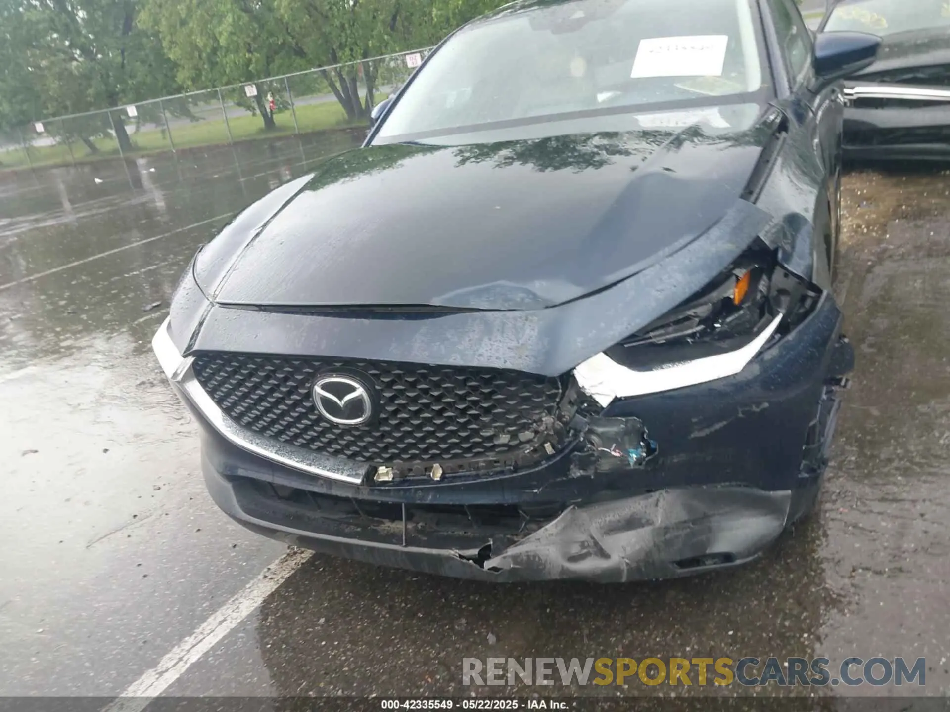 6 Photograph of a damaged car 3MVDMBCL0LM136331 MAZDA CX-30 2020