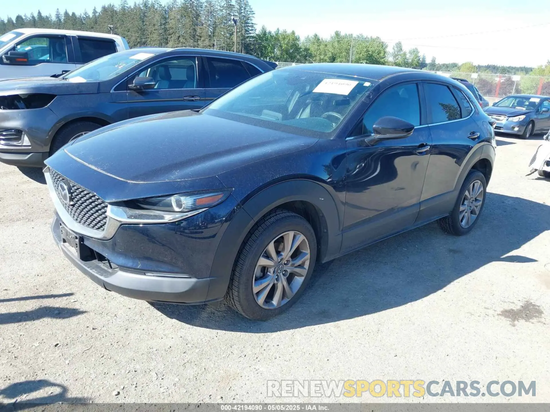 2 Photograph of a damaged car 3MVDMBCL4LM140110 MAZDA CX-30 2020