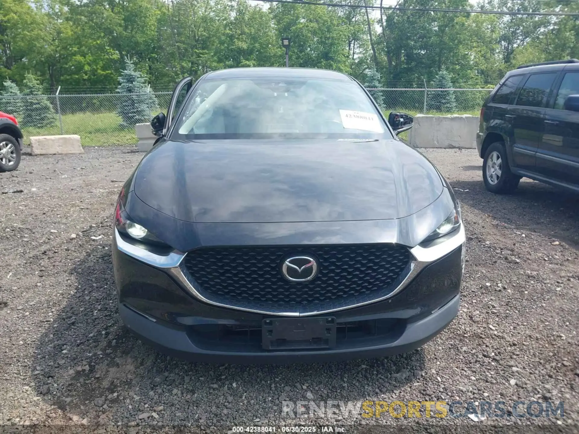 12 Photograph of a damaged car 3MVDMBCL6LM124054 MAZDA CX-30 2020