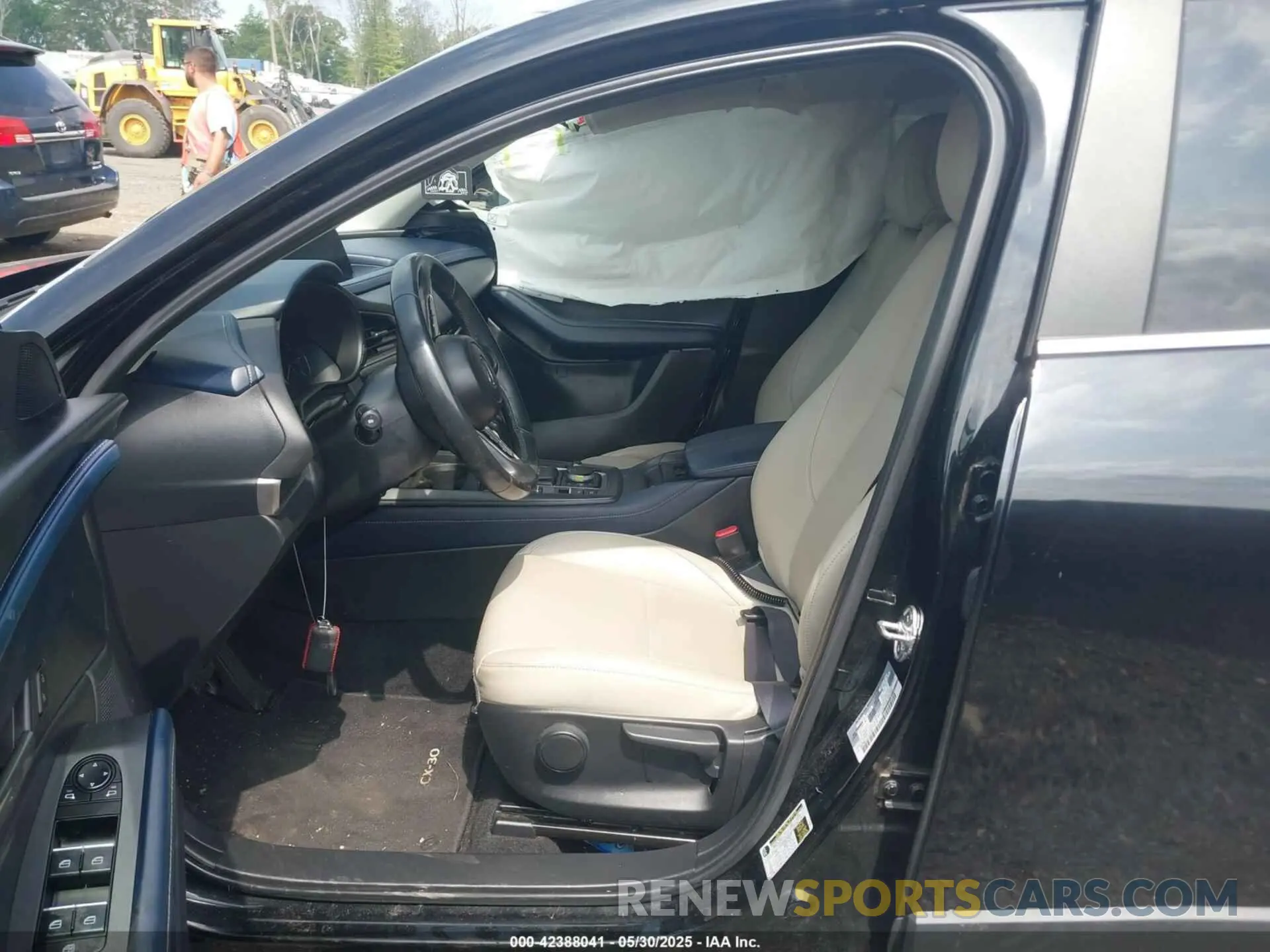5 Photograph of a damaged car 3MVDMBCL6LM124054 MAZDA CX-30 2020