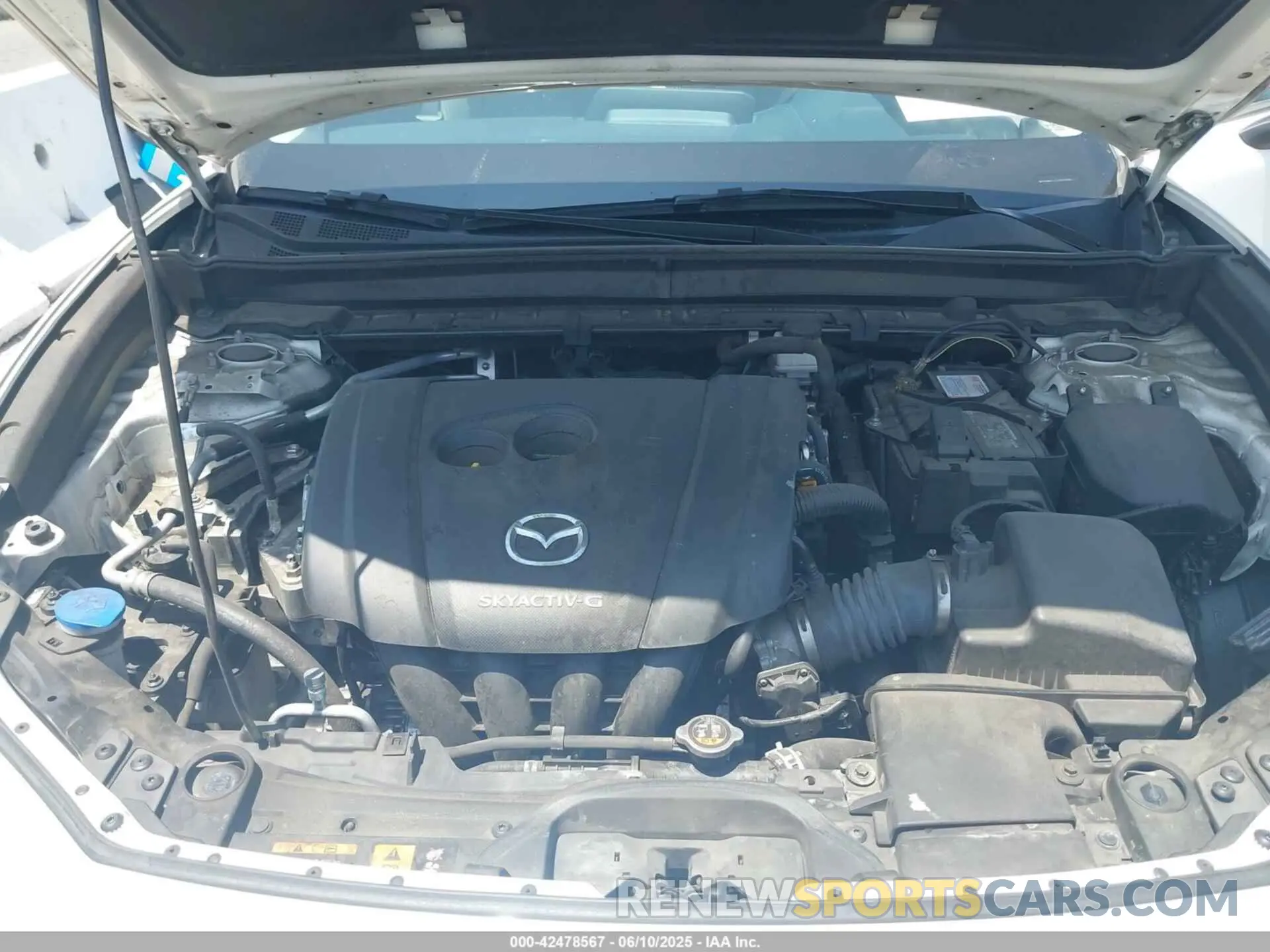 10 Photograph of a damaged car 3MVDMBCL7LM130106 MAZDA CX-30 2020