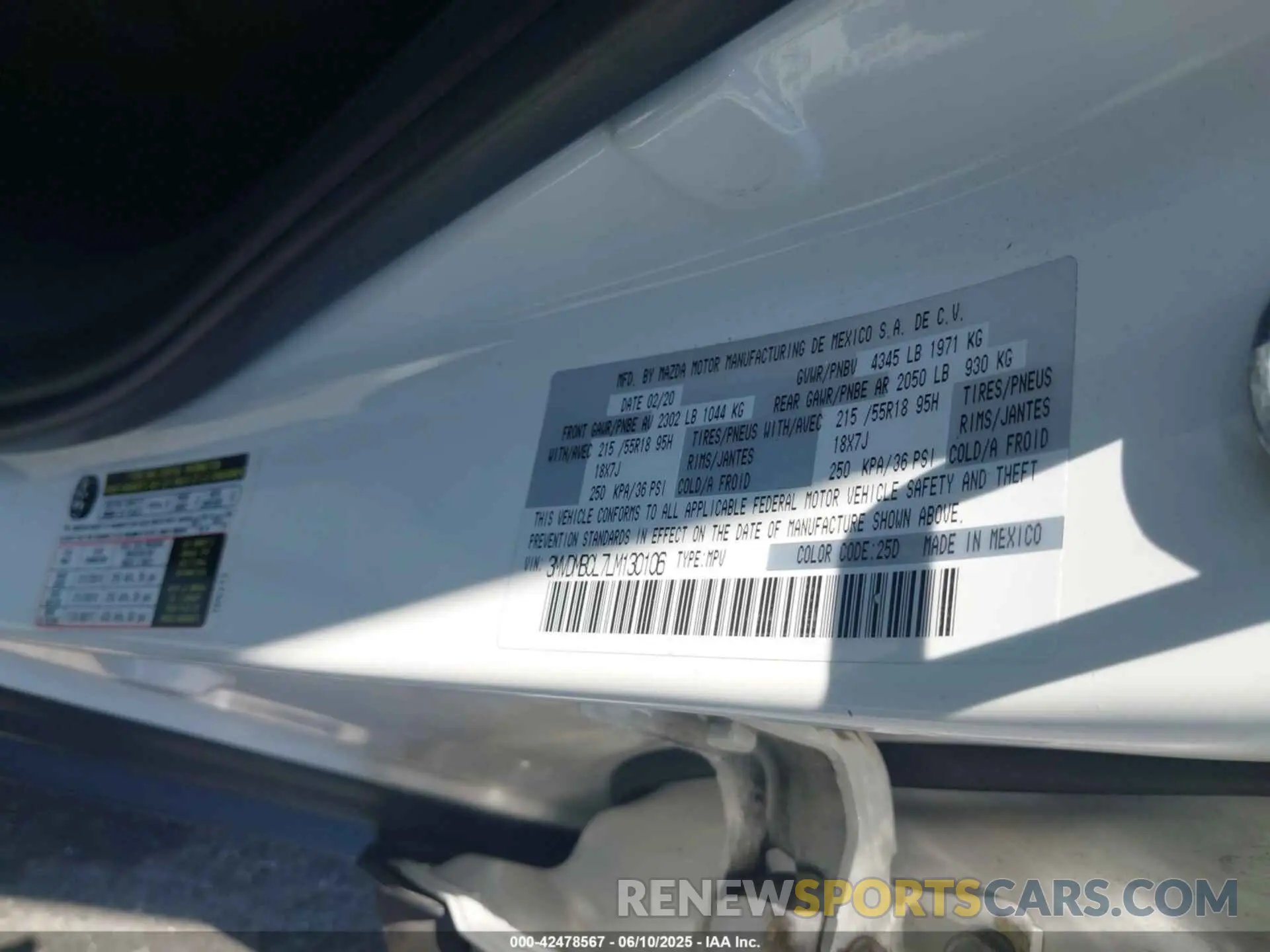 9 Photograph of a damaged car 3MVDMBCL7LM130106 MAZDA CX-30 2020